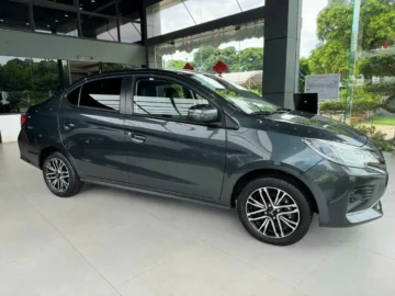 Mitsubishi Attrage CVT Premium - Ảnh 8