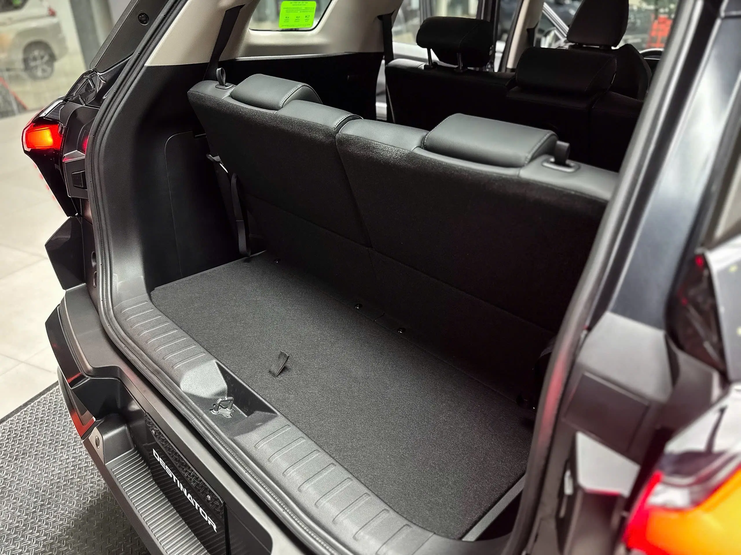Mitsubishi Destinator Premium 15 Mitsubishi Destinator Premium - Ảnh 14