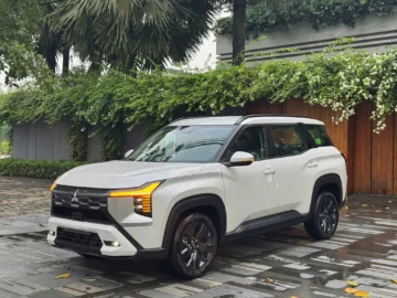Mitsubishi Destinator Premium