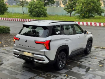 Mitsubishi Destinator Premium 19 Mitsubishi Destinator Premium - Ảnh 4