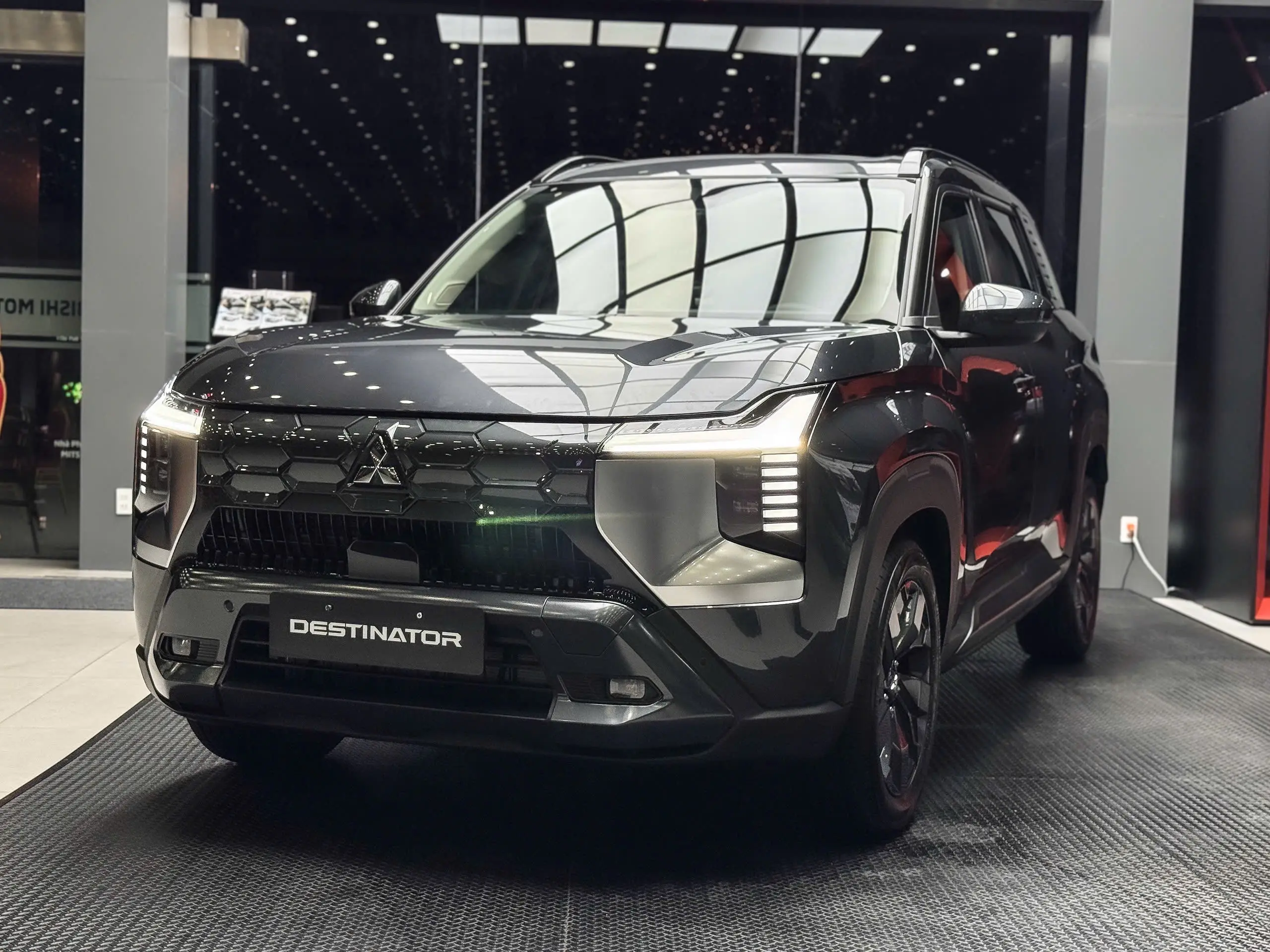 Mitsubishi Destinator Premium 7 Mitsubishi Destinator Premium - Ảnh 6