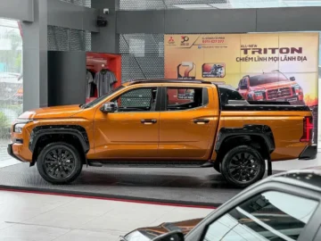 Mitsubishi Triton 4WD AT Athlete - Ảnh 3