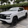 Triton 4WD Premium trang 1