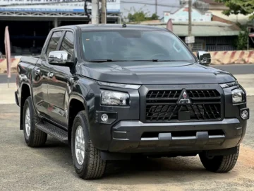 Mitsubishi Triton 2WD AT GLX - Ảnh 17