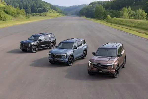 Mitsubishi Pajero 2027: Giá Quy Đổi, Sự Trở Lại Của Biểu Tượng SUV Việt Dã Huyền Thoại 1 p1